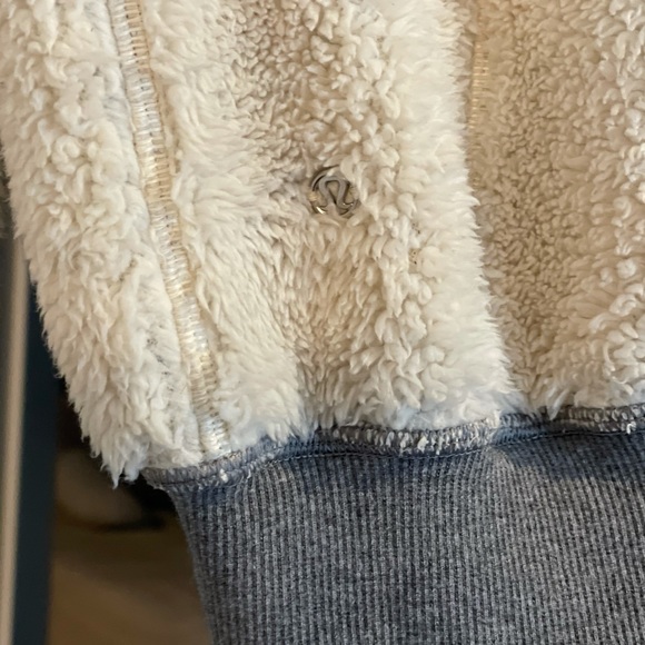 Lululemon Teddy Bear Reversible Zip Jacket/Hoodie - Picture 7 of 13